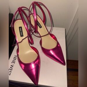 Nine West Metallic Pink Pointed Heels